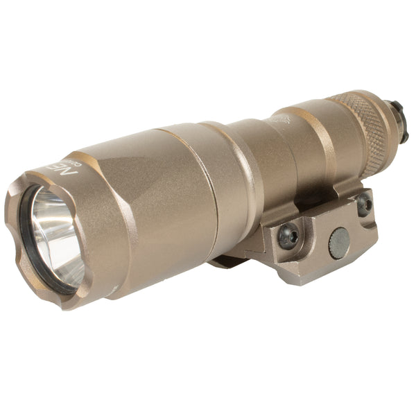 ELEMENT MINI TAKTIKAI LÁMPA M300A (NE04001) - DE