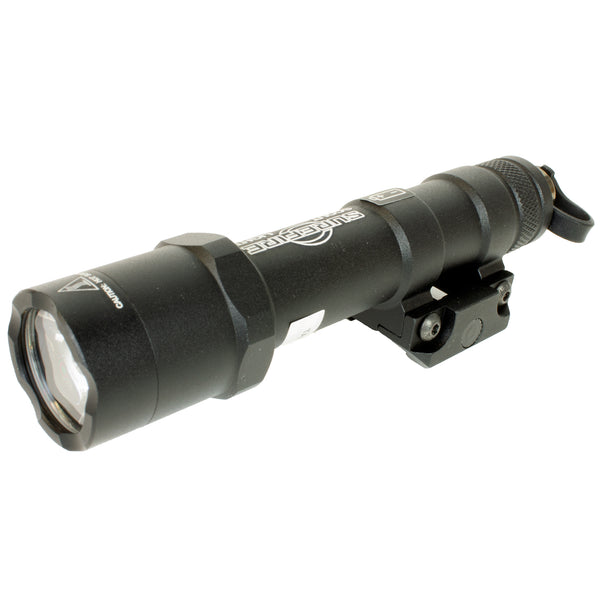 ELEMENT TAKTIKAI LÁMPA SF M600B - FEKETE (EX410-BK)