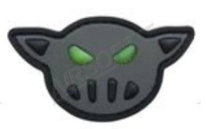 Patch 1062 - Blacksheep Warrior Glow In The Dark Face Gray Felvarrók